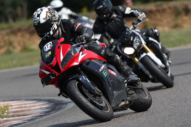 /Archiv-2018/44 06.08.2018 Dunlop Moto Ride and Test Day  ADR/Strassenfahrer-Sportfahrer grün/173